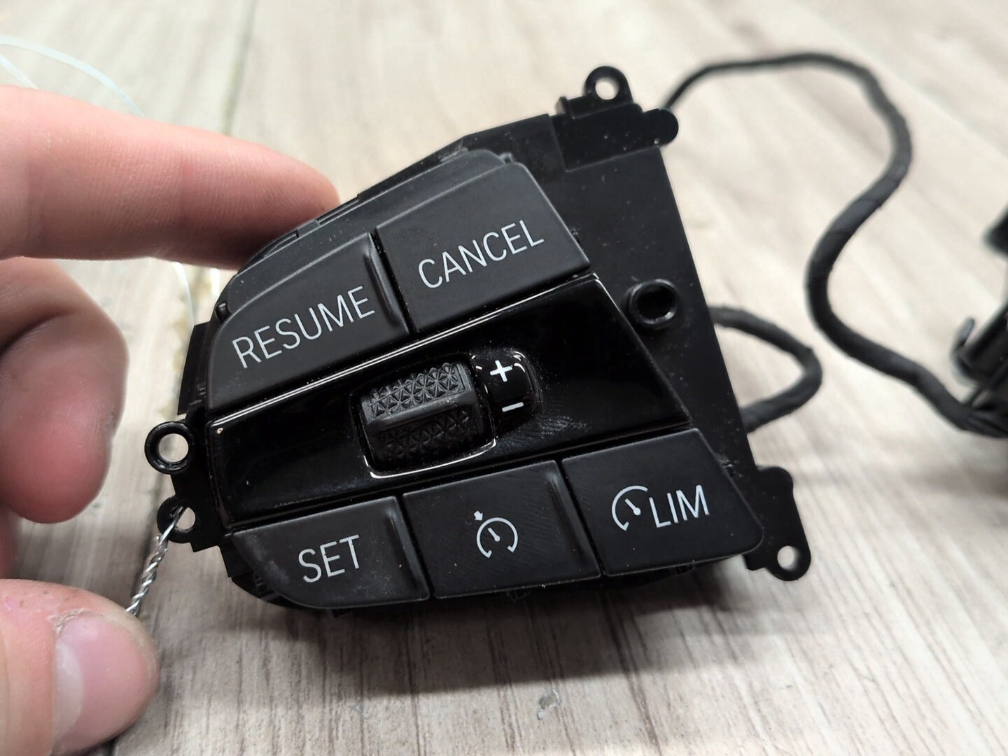 2019 - 2026 BMW X5 G05 Steering Wheel Switch Buttons 7825500 N63B44M3