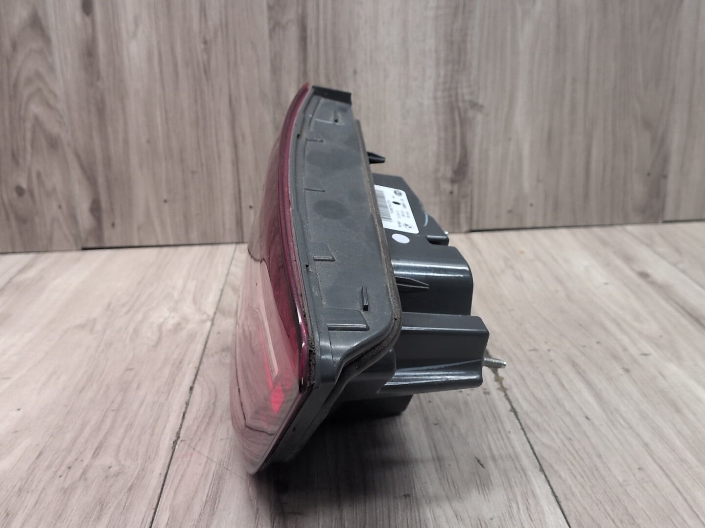 15-19 OEM BMW F16 F86 X6 X6M Rear Left Driver Inner Liftgate Stop Tail Light