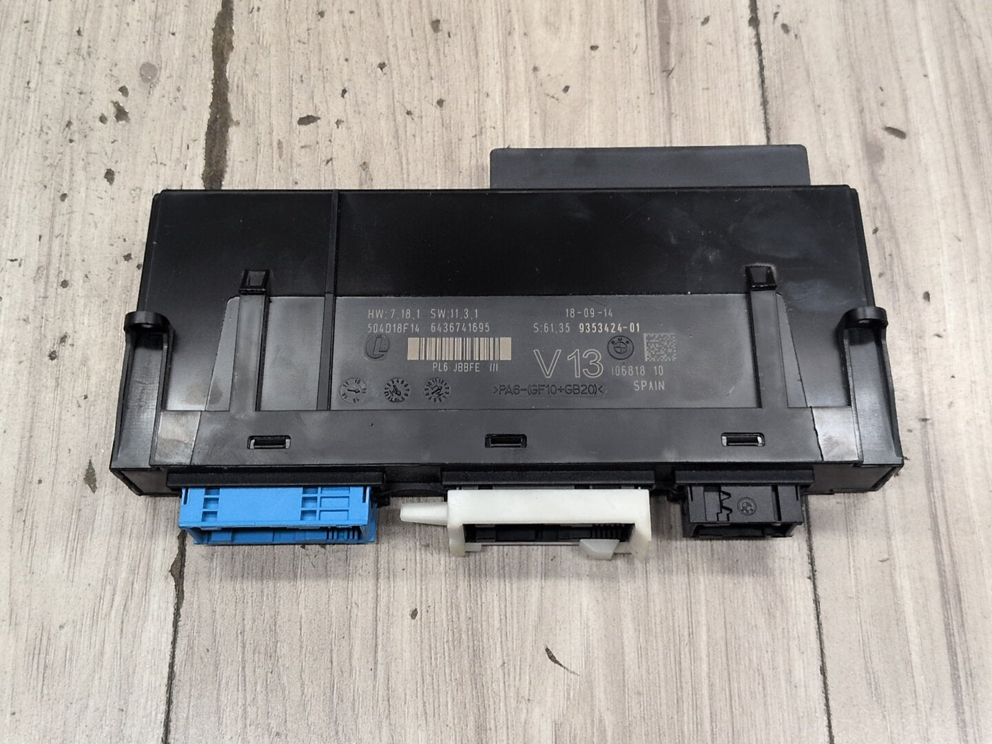 2012-2018 BMW M6 F06 BCM Body Control Module 9353424