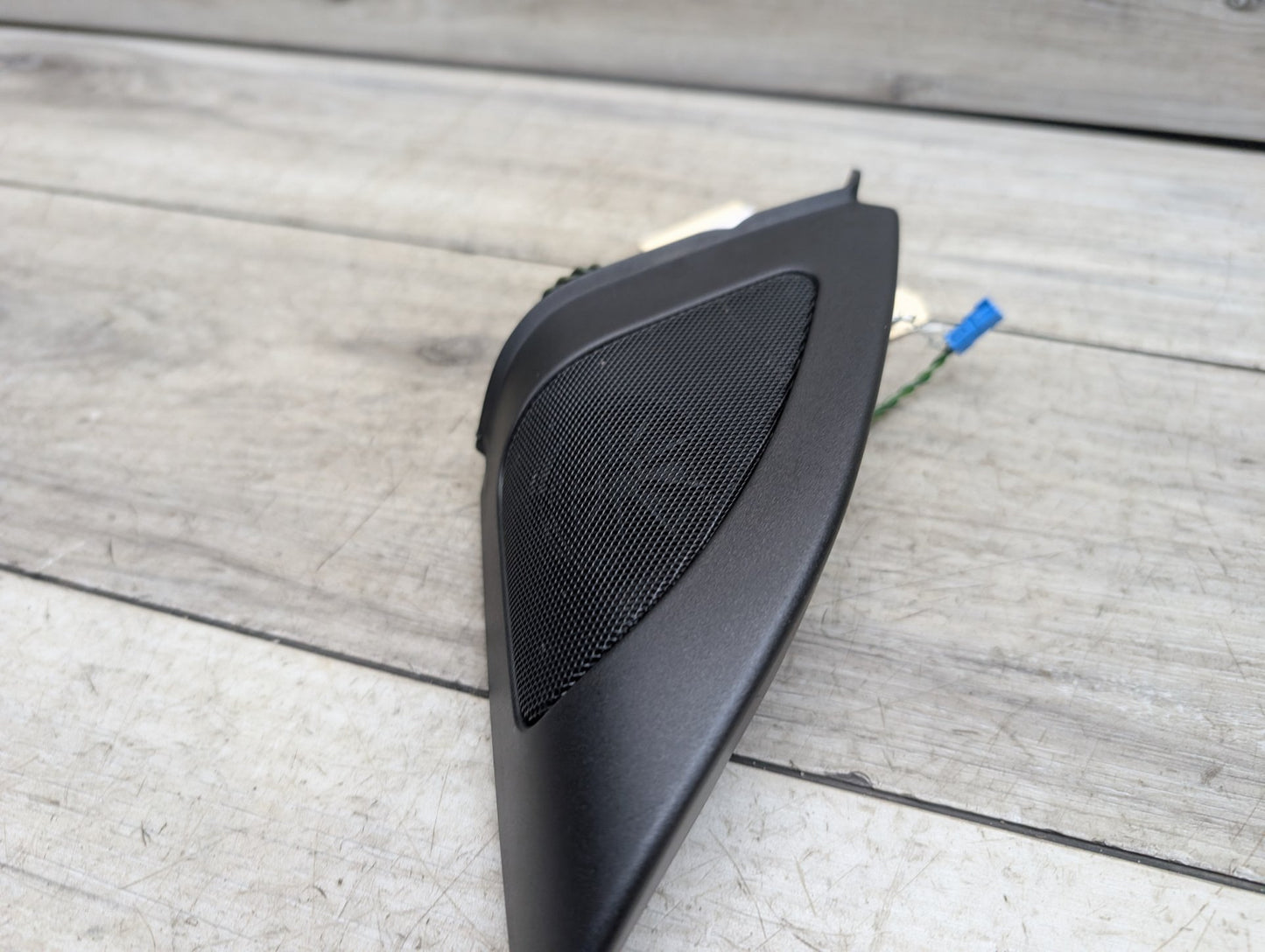 2008-2013 BMW 128i E82 Front Right Passenger Door Triangle Corner Speaker Assembly 6964012