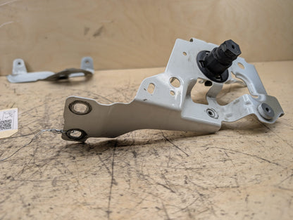 19-25 OEM BMW G20 330 M340 Front Right Passenger Side Fender Holder Bracket SET