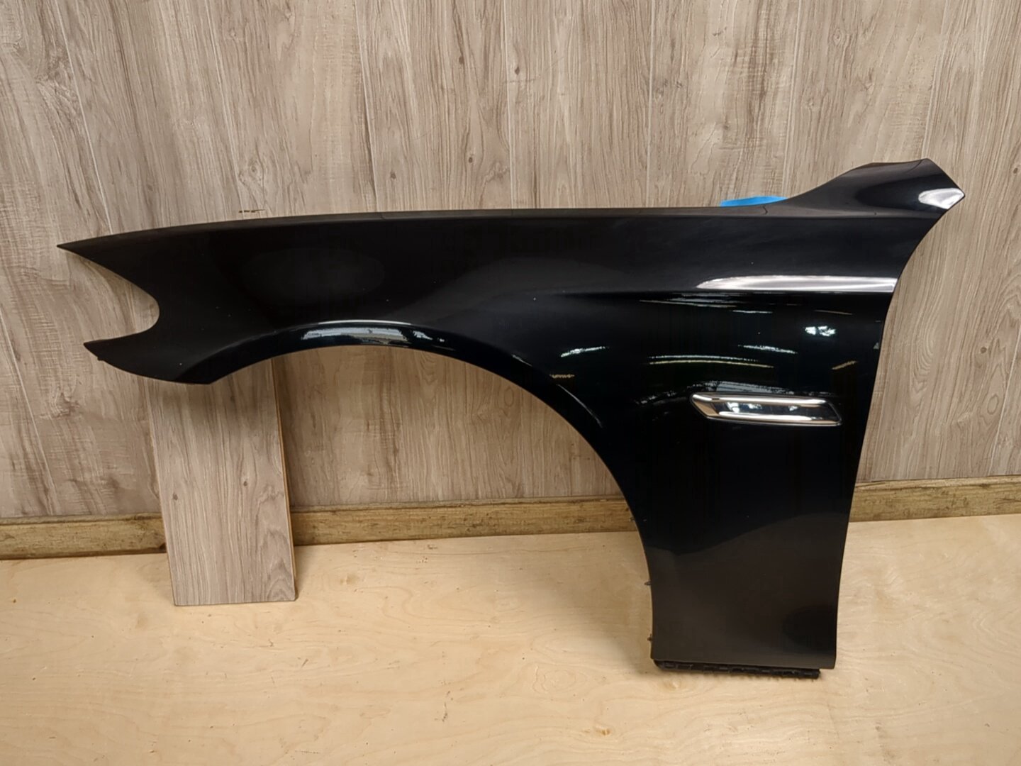 11-16 OEM BMW F10 528 535 550 Left Driver Side Fender Panel Black 475