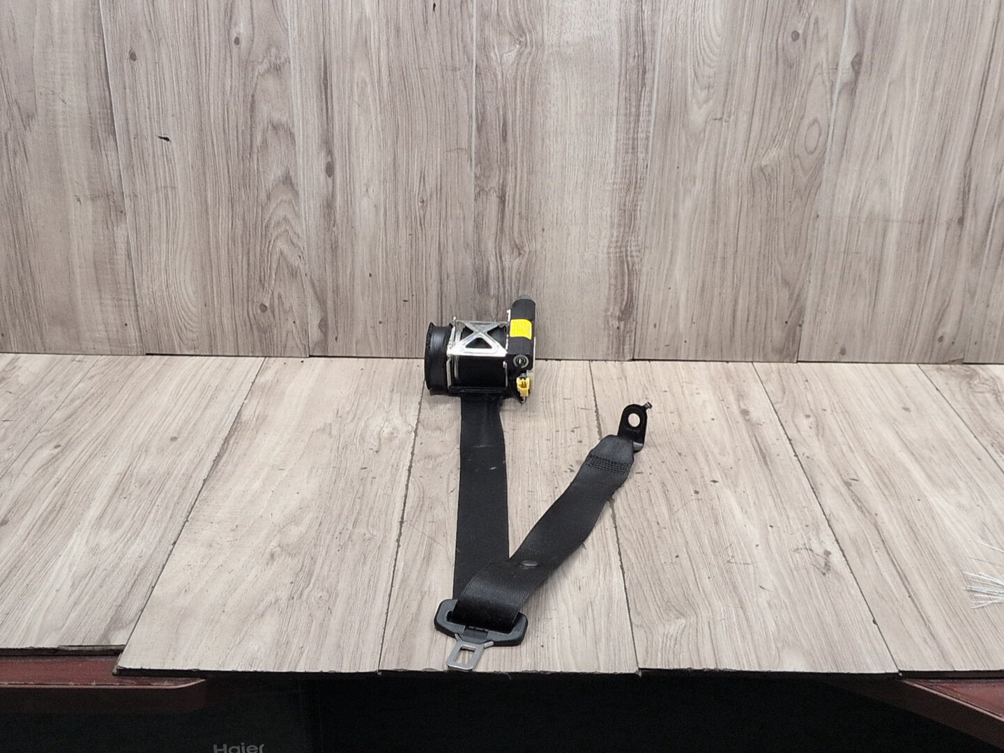 2009-2012 Mercedes-Benz E550 W212 Rear Right Passenger Seatbelt Seat Belt Retractor A2128600485 OEM