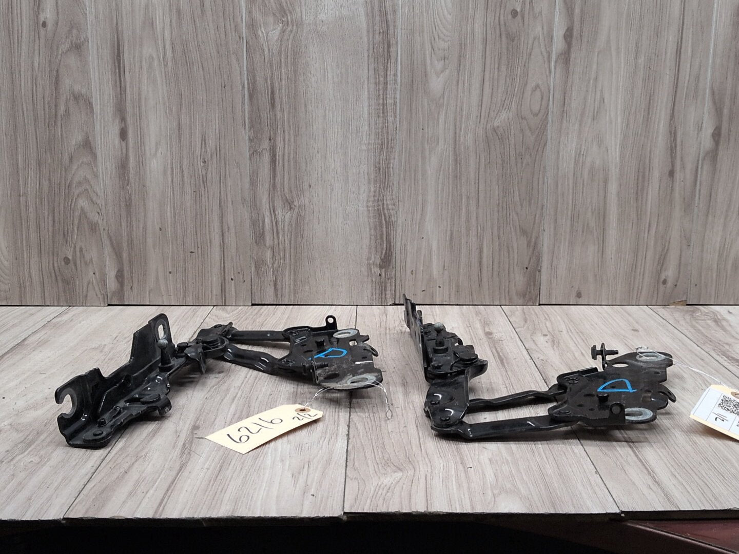 18-24 OEM BMW G01 G02 F97 F98 X3 X4 Hood Bonnet Left Right Side Hood Hinges SET