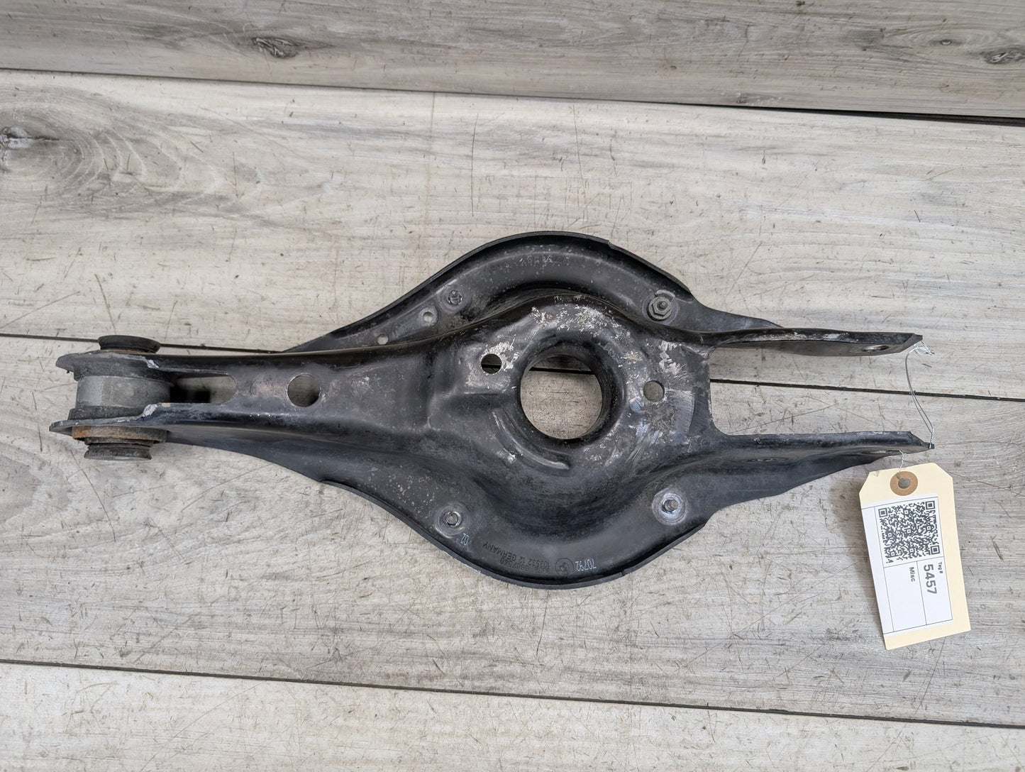 2012-2018 BMW 340i F30 Rear Left Driver Control Arm 6867540