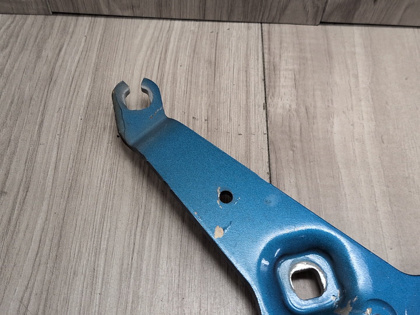 OEM BMW F15 F16 F85 X5 X6 Left Right Hood Hinge Support Bracket Brace SET