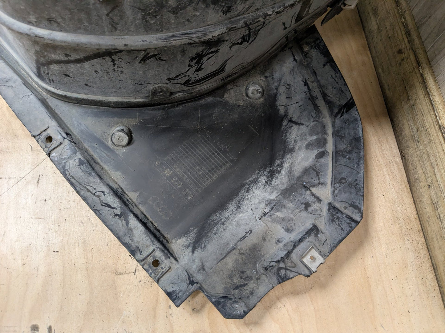 2015-2018 Audi Q3 8U Front Left Driver Wheel Fender Liner Splash Guard 8U0853887