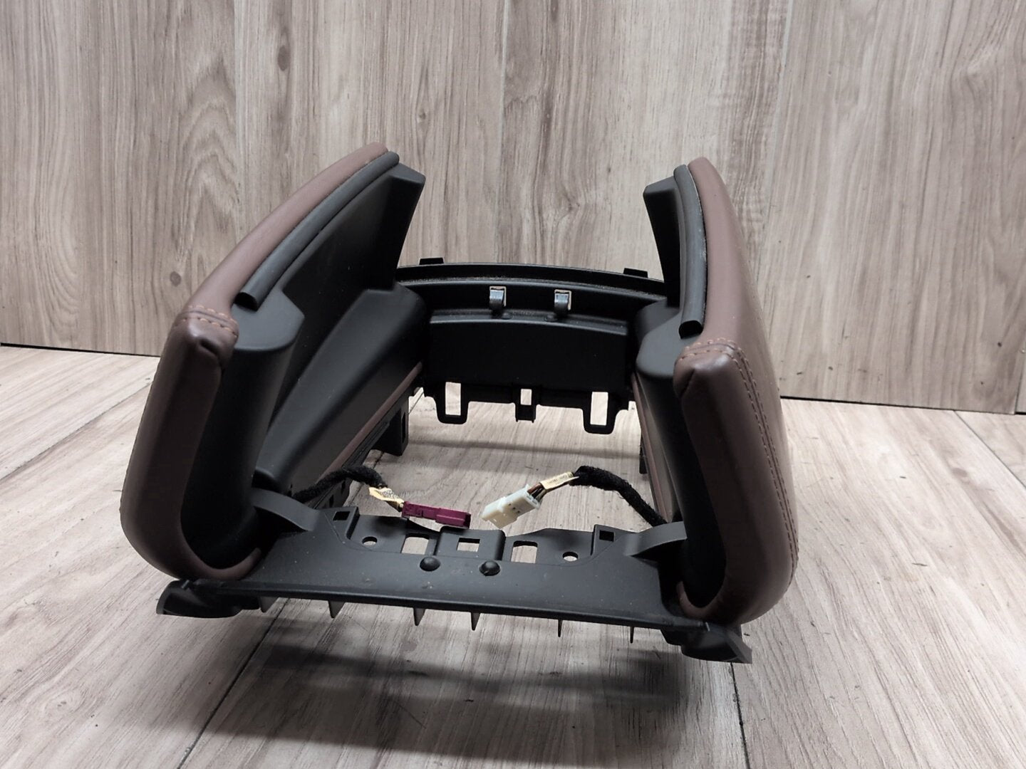 2019 - 2026 BMW X5 G05 Center Console Armrest Arm Rest 9399778 N63B44M3