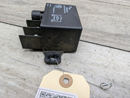 OEM BMW E60 E70 E82 E90 E92 F02 F06 F10 F30 M5 M6 Cooling Fan Relay Control 150A