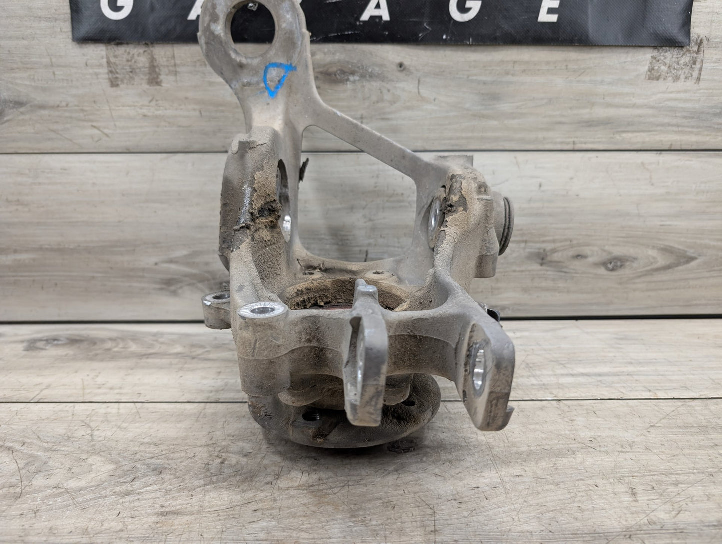2008 - 2017 Audi S5 8T Rear Left Driver Spindle Knuckle w/ Bearing 8K0505435A