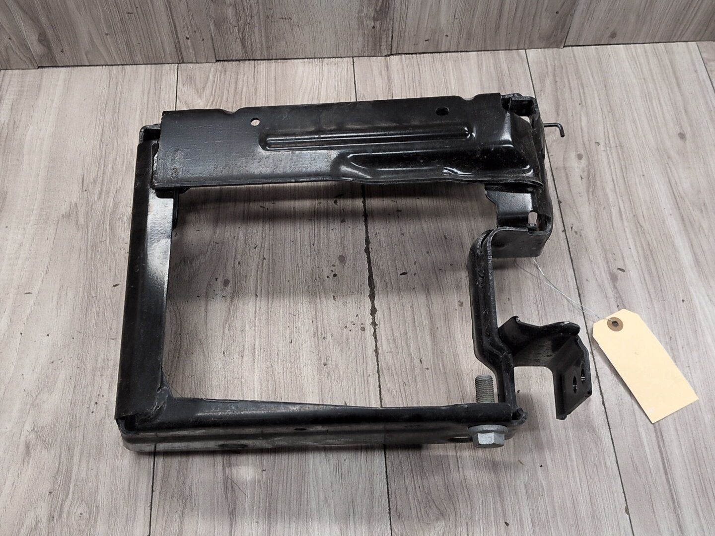OEM BMW G20 G22 G23 G26 Front Right Passenger Radiator Reinforcement Bracket