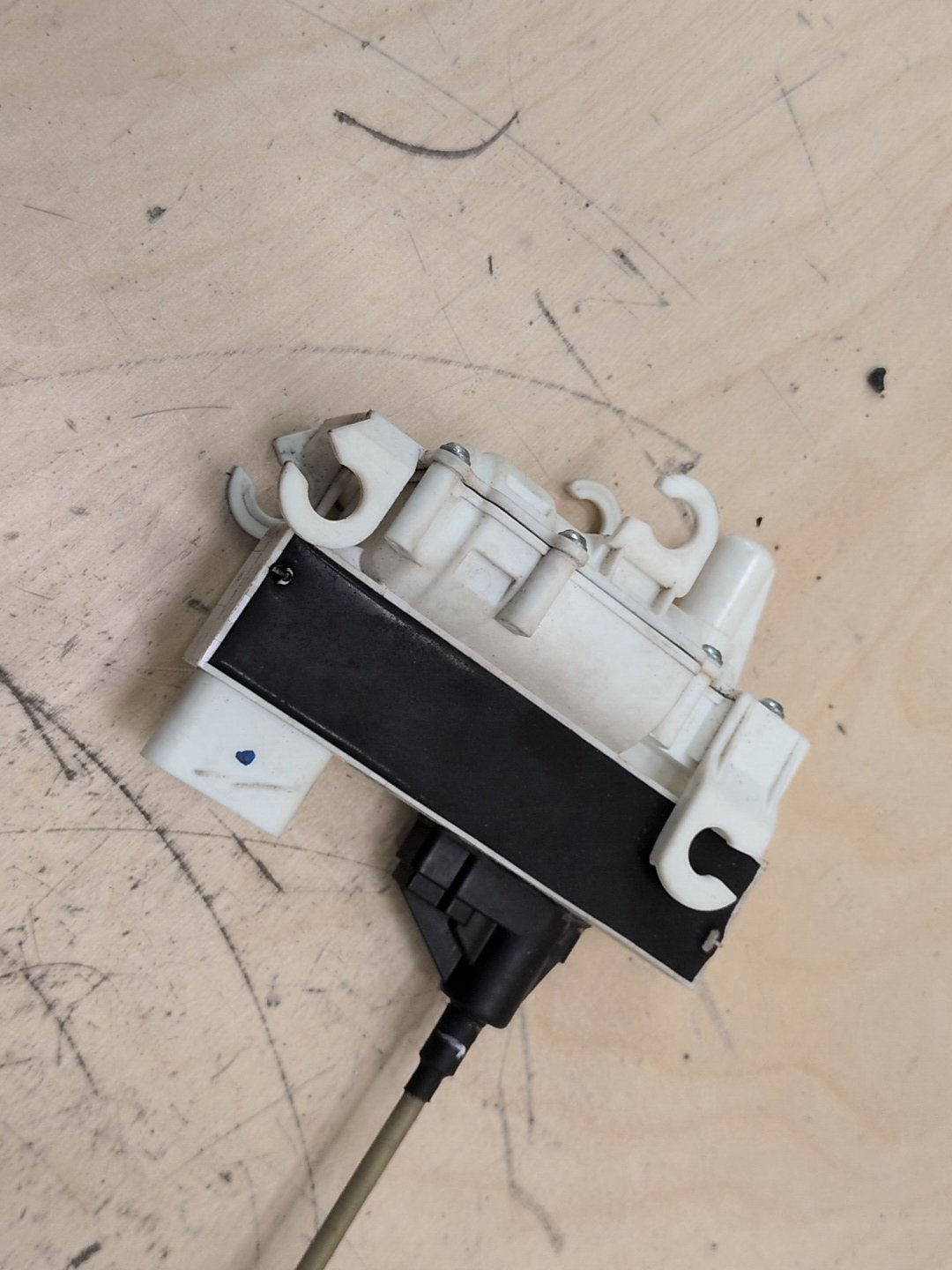2016-2022 BMW 750i G12 Rear Right Passenger Door Latch Lock Actuator w/ Soft Close 2581898