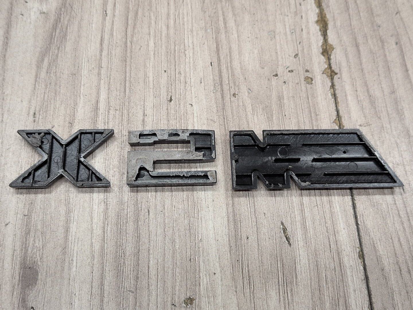 2014 - 2018 BMW X5 F85 Liftgate Trunk Lid Badge / Letters 8057980 S63B44T2