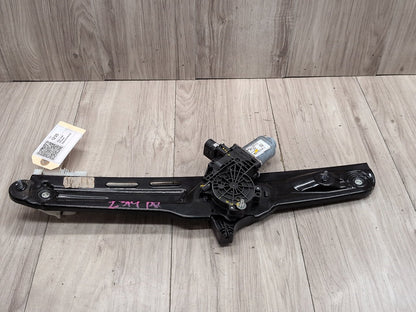 2011 - 2017 BMW X3 F25 Rear Right Passenger Door Window Glass Regulator Motor 7258536 N20B20O0