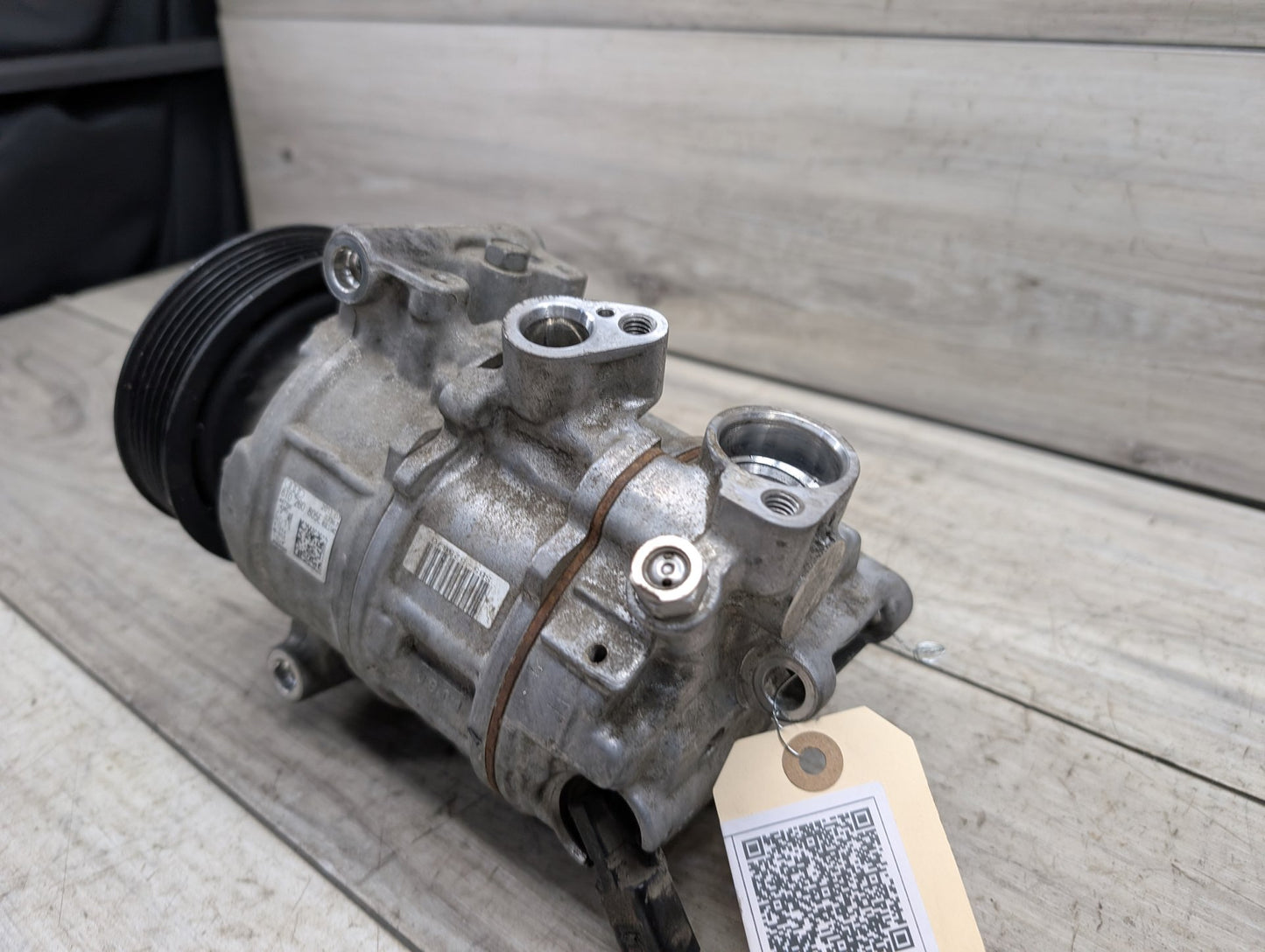 2009 - 2017 Audi Q5 8R Air Suspension Compressor Pump 8T0260805E EA888