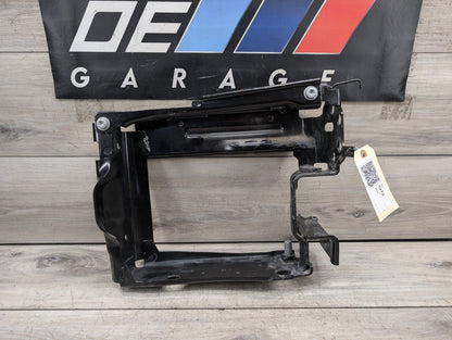 OEM BMW G20 G22 G23 G26 Front Left Driver Radiator Reinforcement Support Bracket