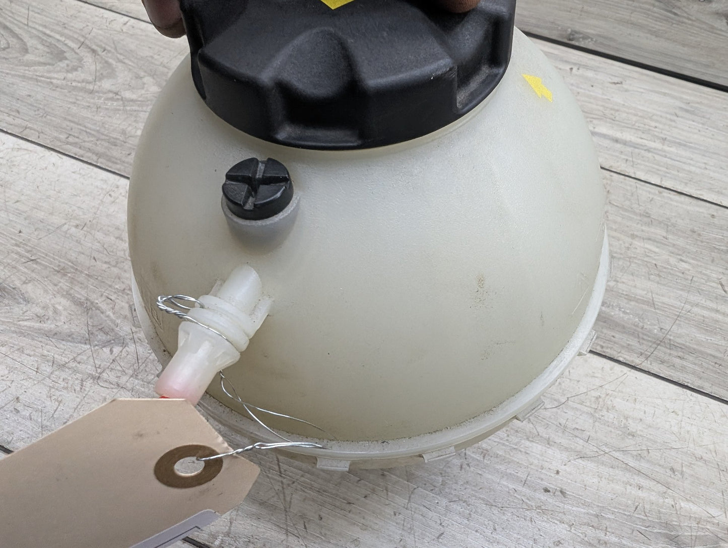 2011 - 2016 BMW 528i F10 Coolant Expansion Tank Reservoir 7647285 N20B20O0