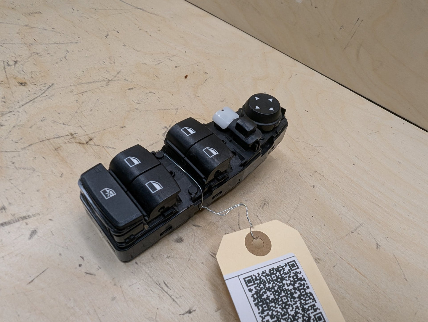2012-2018 BMW 320i F30 Front Left Driver Door Master Window Switch 9208108
