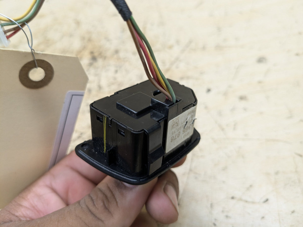 16-19 OEM BMW G11 G12 740 750 Steering Wheel Heat Heating Control Switch Module