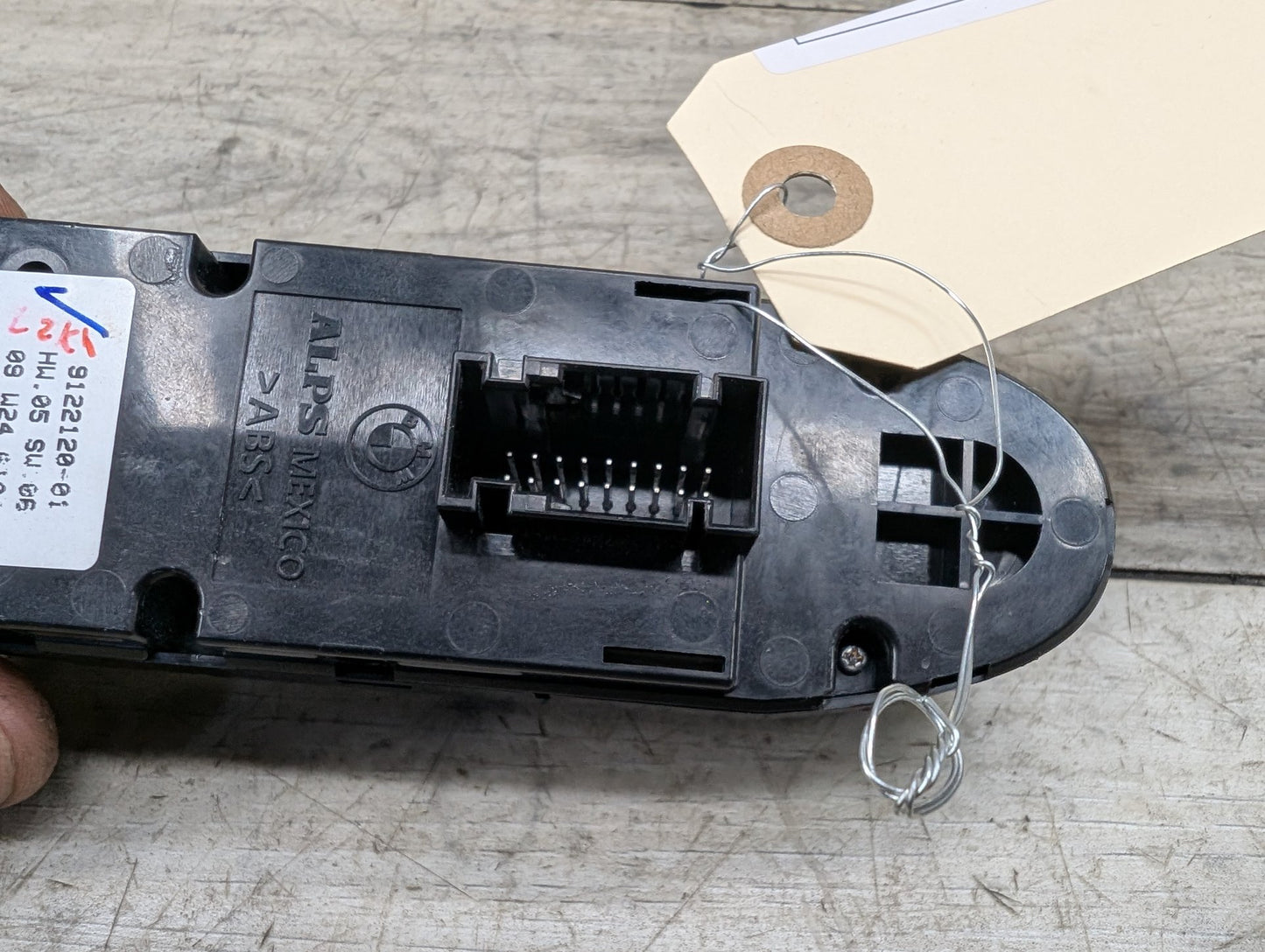 2007 - 2013 BMW X5 E70 Front Left Driver Door Master Window Switch 9122120 N62B48B