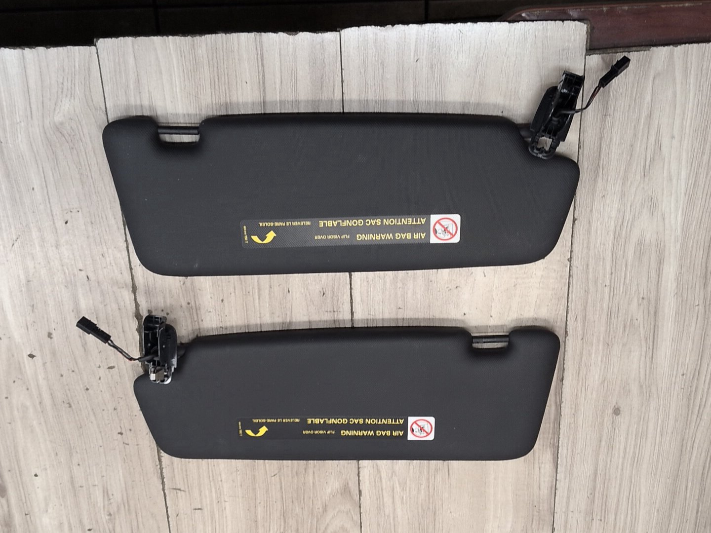 2015-2018 Audi Q3 8U Front Left Right Sun Visor SET 8U0857551F