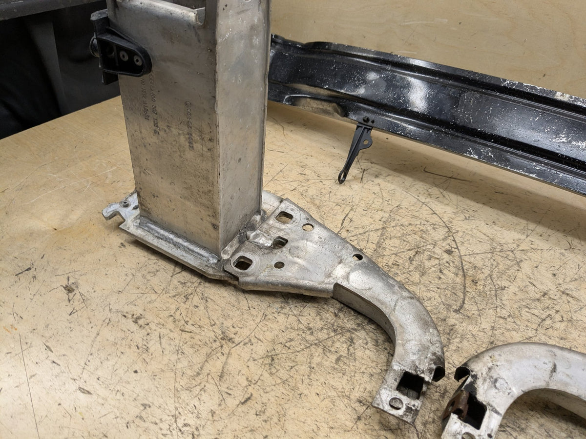 2012-2018 Audi A6 C7 Front Bumper Reinforcement Rebar Bar 4G0807113A OEM