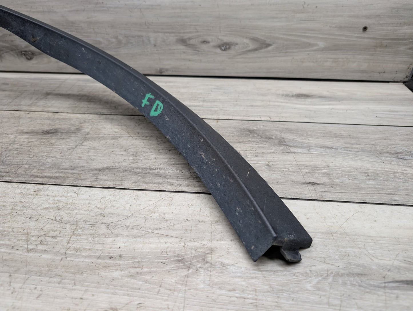 2019-2026 BMW X5 G05 Front Left Driver Fender Flare Arch Trim Molding 7440913