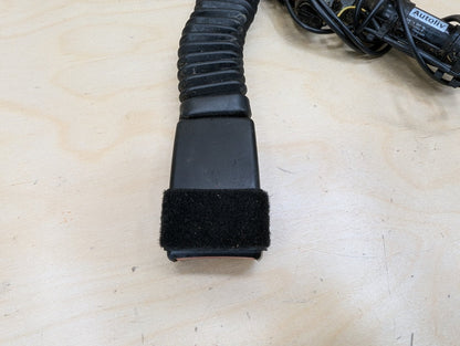 2007-2013 BMW 328i E93 Front Right Passenger Seatbelt Seat Belt Buckle 9117668 OEM
