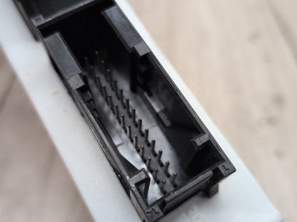 2004-2010 BMW X3 E83 BCM Body Control Module 9161931