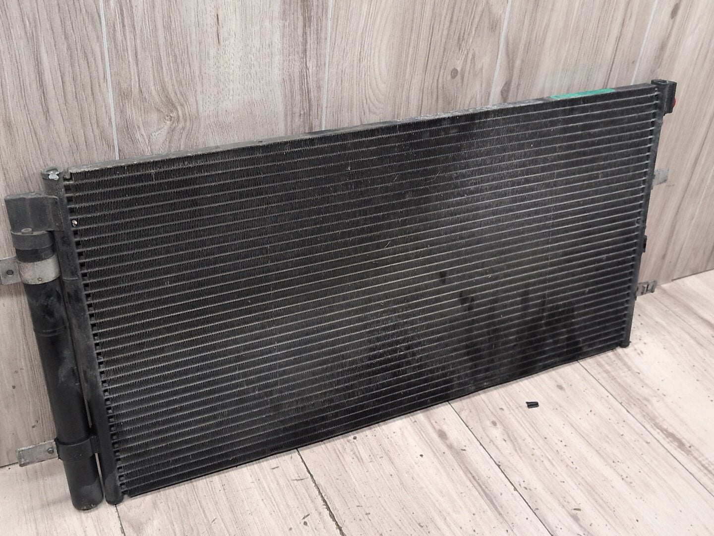 2008-2017 Audi S5 8T Cooling Radiator 8K02604011AA