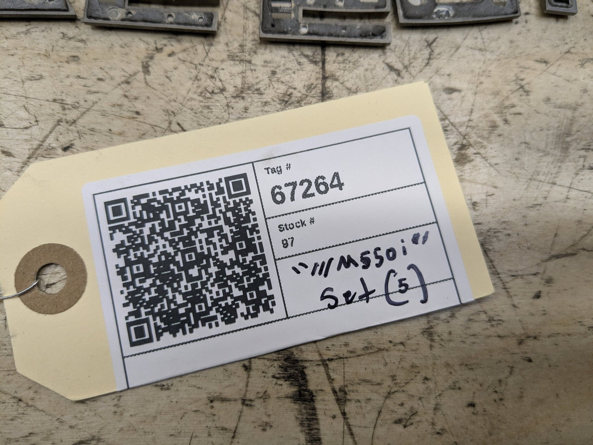 2018-2023 BMW M550i G30 Emblem Badge Symbol Logo 8072369 OEM