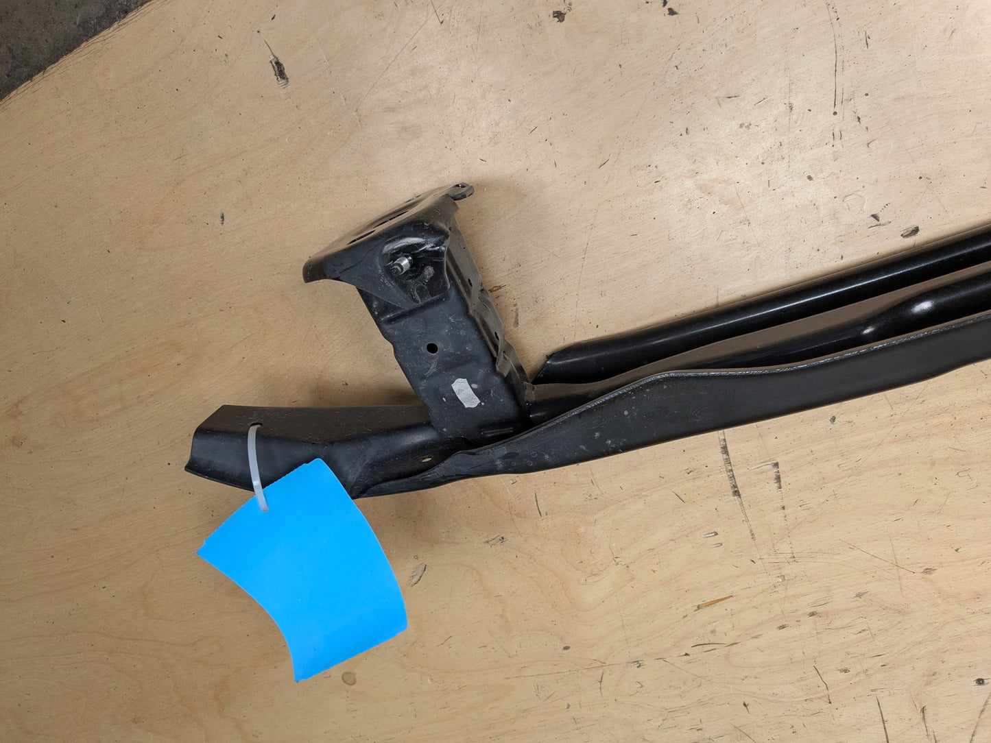 2021-2026 BMW 430i G22 Rear Bumper Reinforcement Rebar Bar 7490492