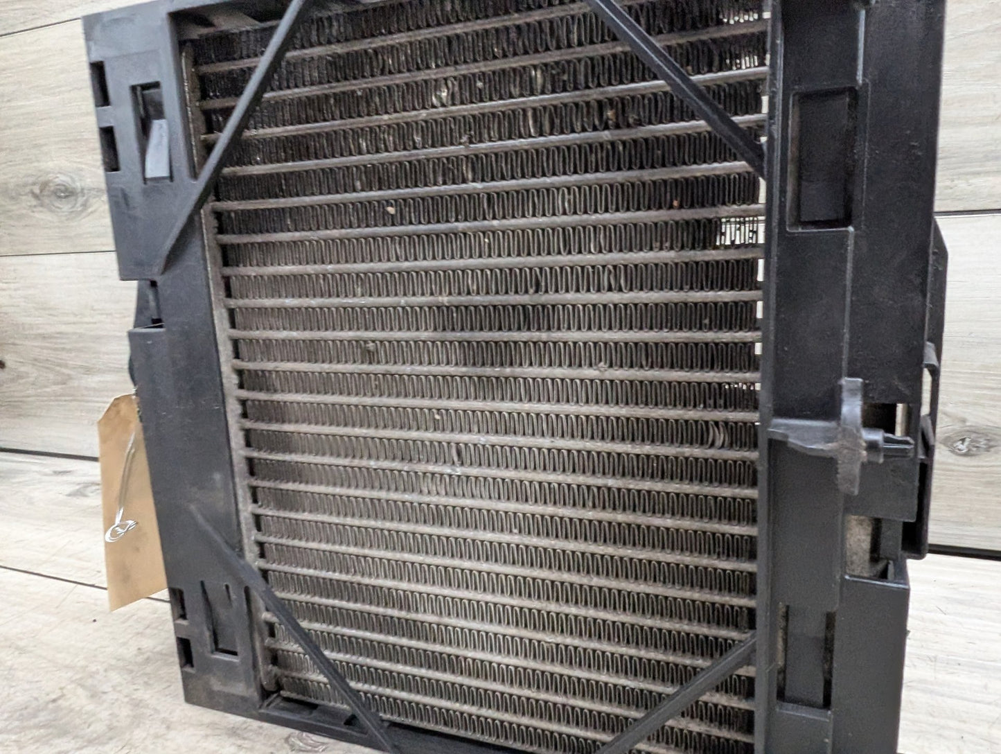 OEM BMW F02 F06 F10 F13 535 550 Front Right Passenger Auxiliary Coolant Radiator