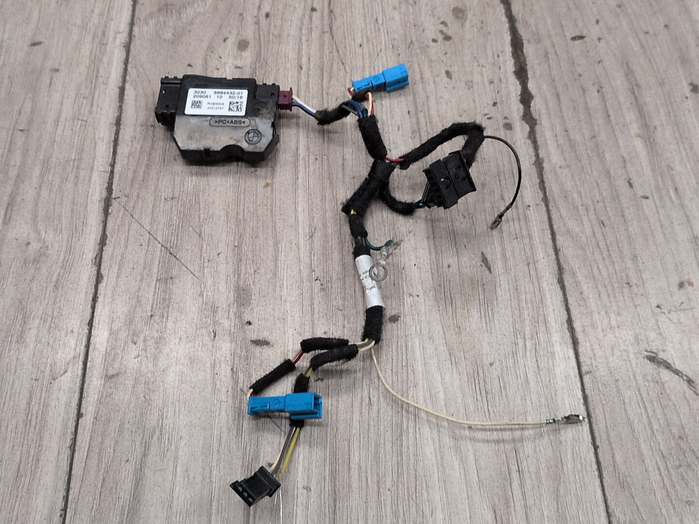 OEM BMW G01 G05 G12* G16 G30 X3 X5 BASE Steering Wheel Electronics Module