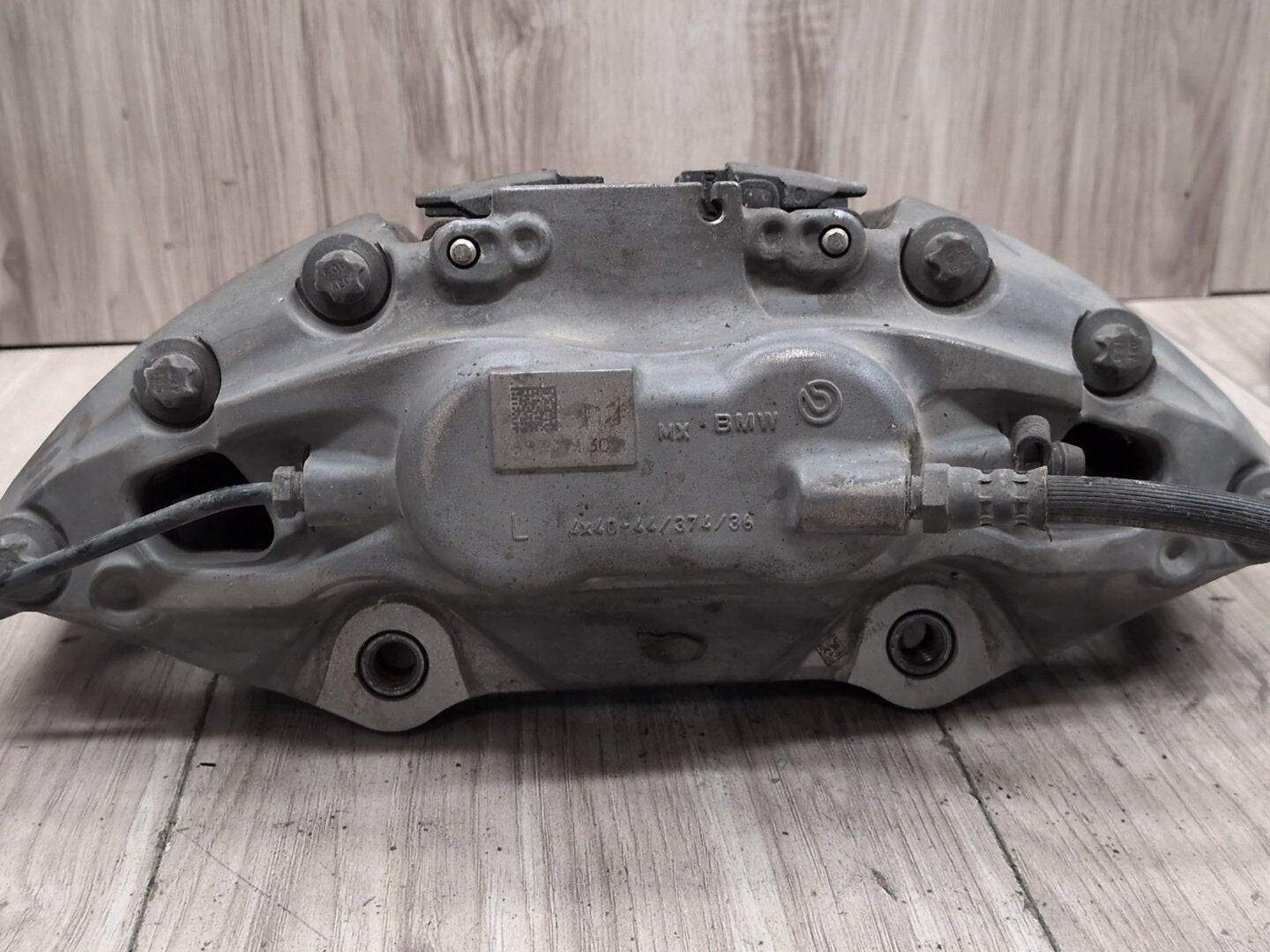 2019 - 2026 BMW X5 G05 Front Left Driver Brake Caliper 6877713 N63B44M3