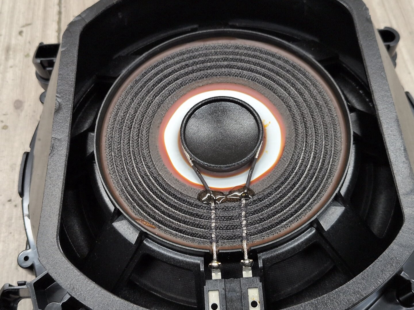 2014 - 2018 BMW X5 F85 Left Right Seat Speaker Subwoofer SET 9247342 S63B44T2