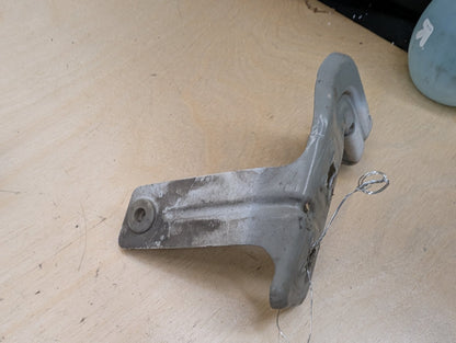 12-20 OEM BMW F30 F32 F33 F36 Front Left Driver Fender Wing Holder Bracket SET