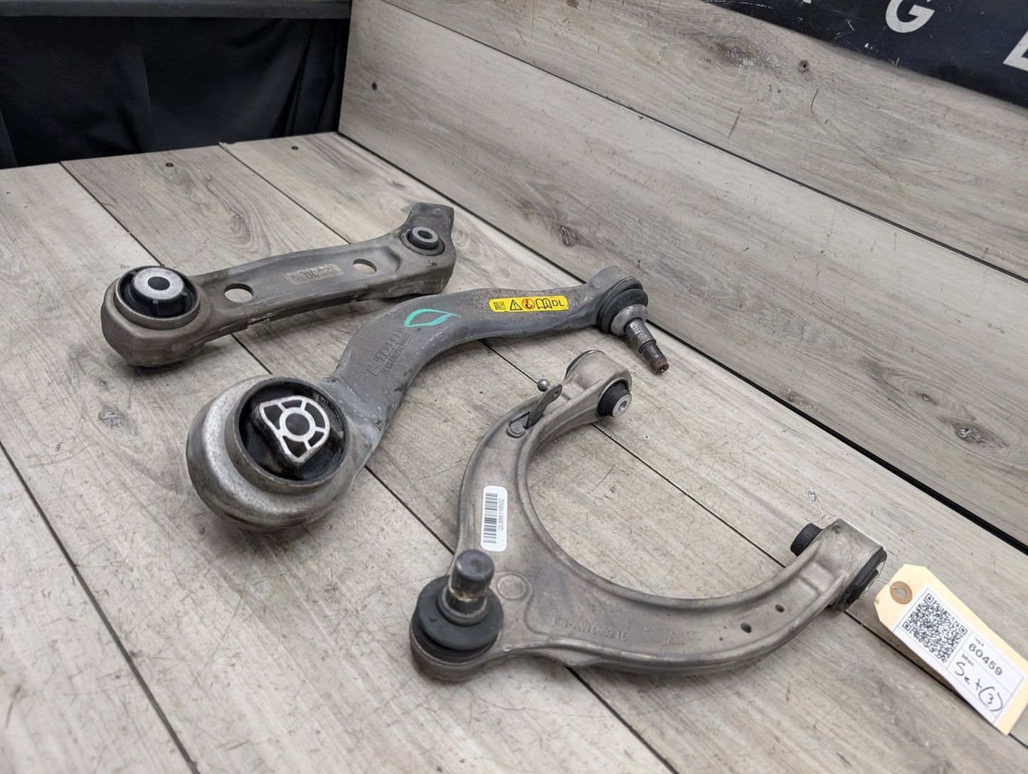 2017-2023 BMW 530i G30 Front Left Driver Control Arms SET 6861181