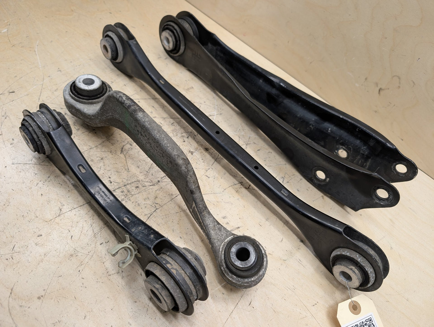 2018-2024 BMW X3 G01 Rear Right Passenger Control Arms SET 6871020