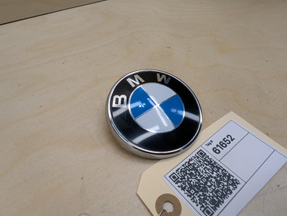 2007-2013 BMW 335i E93 Emblem Badge Symbol Logo 7146052