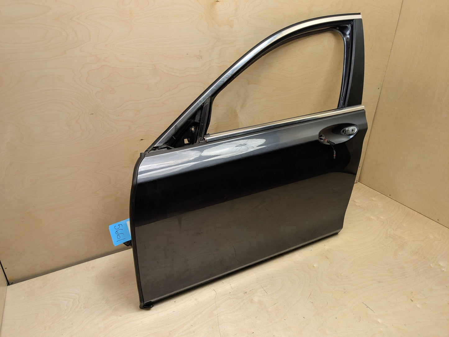 16-22 OEM BMW G11 G12 740 750 M760 Front Left Driver Door Shell Panel Gray