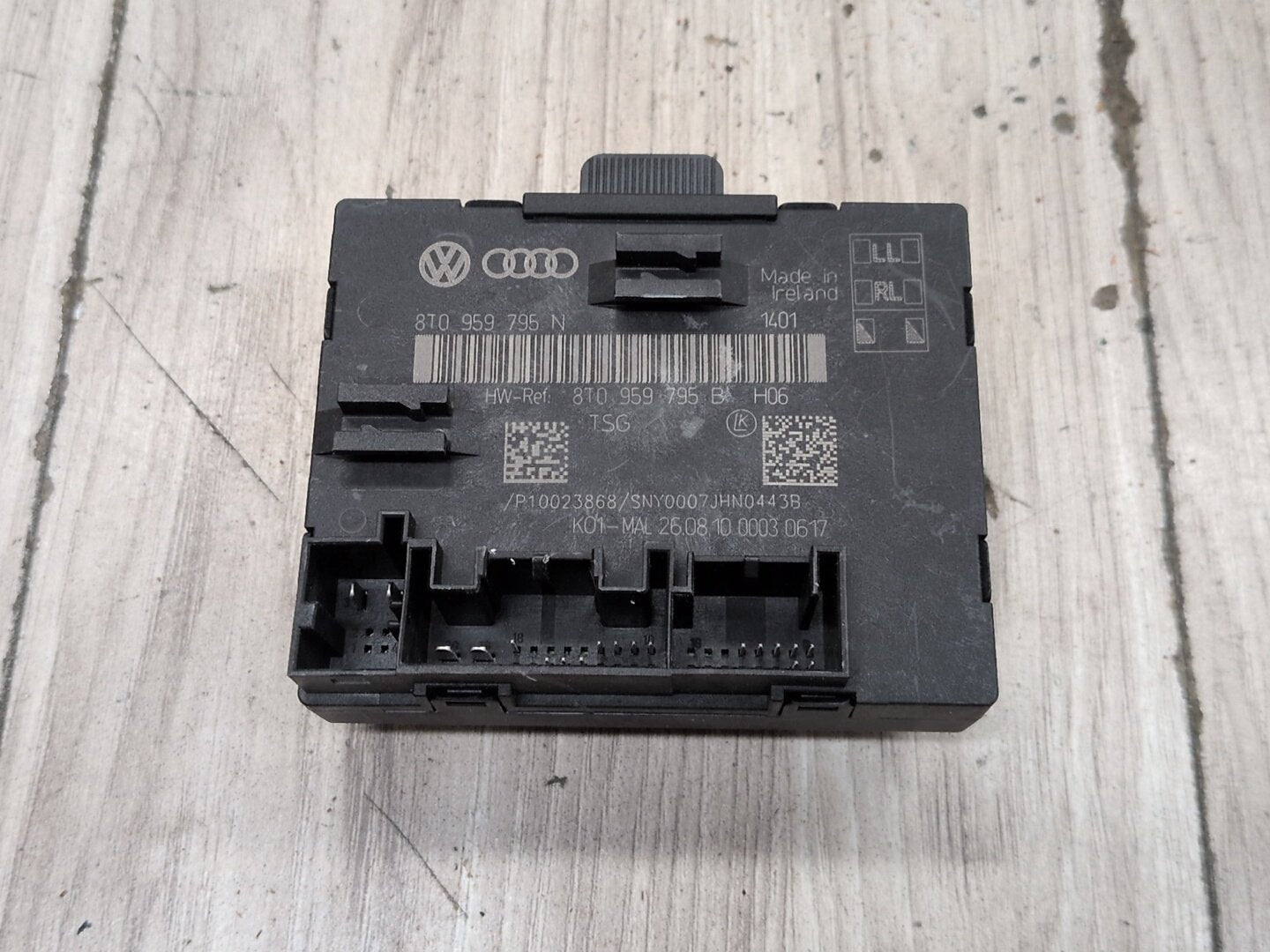 10-13 OEM AUDI A4 S4 Rear Left or Right Window Control Module