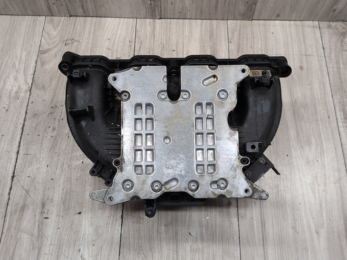 2012-2018 BMW F30 320i N20B20U0 Engine Motor Intake Manifold 7588126