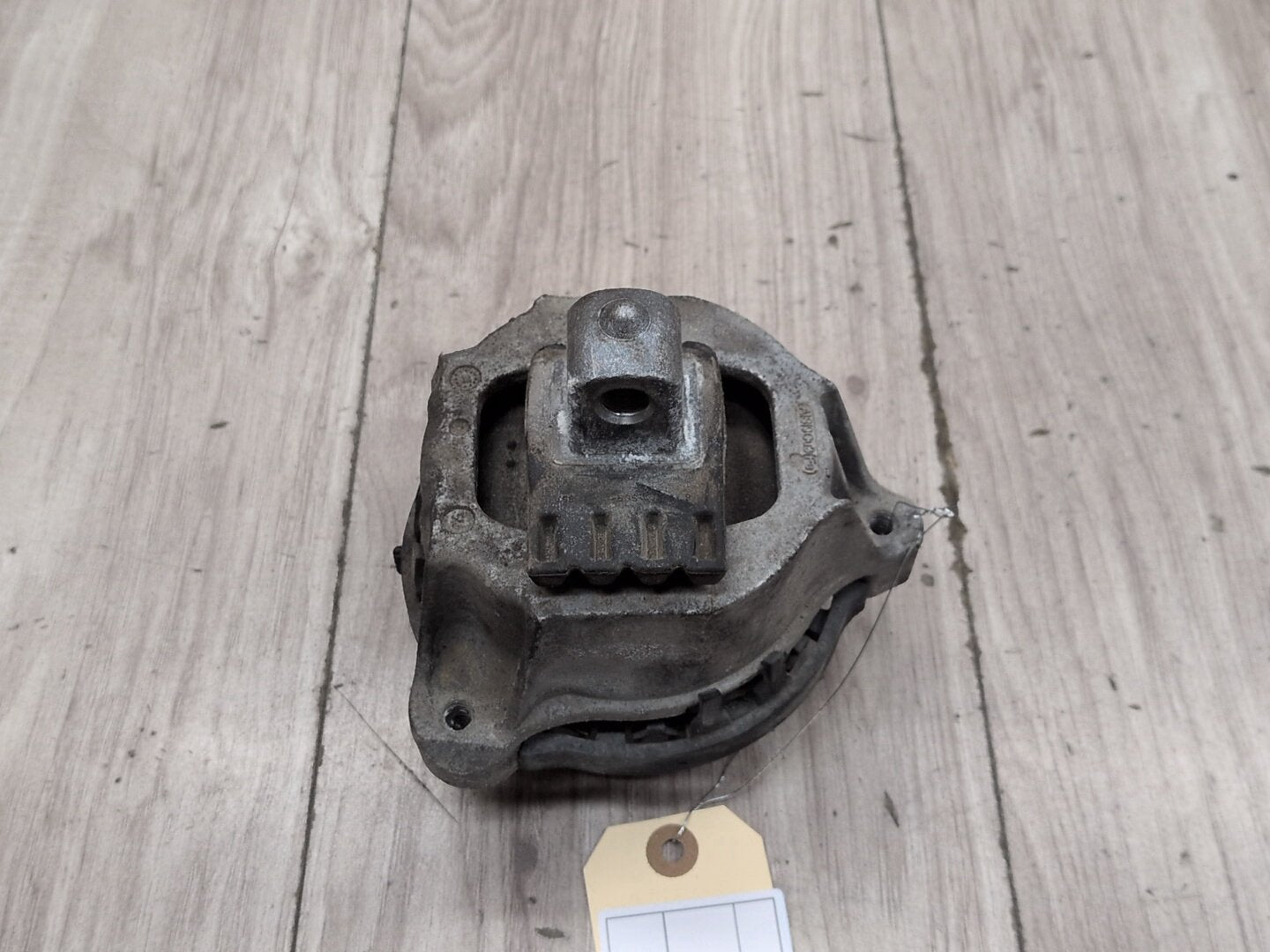 2019 - 2026 BMW X5 G05 Right Passenger Engine Bracket Support Mount 2987947 N63B44M3