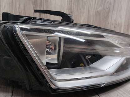 16-18 OEM Audi Q3 8U Front Right Passenger HID Xenon Headlight 8U0941006E