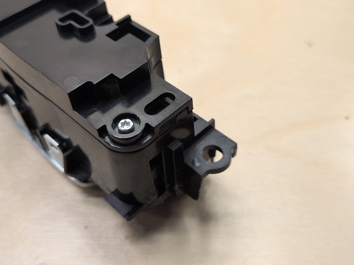 16-19 OEM BMW G11 G12 740 750 70 Center Console Operating Unit Traction Switch