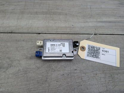 2017-2023 BMW 530i G30 AUX/ USB Charger Port Socket 9355549 OEM