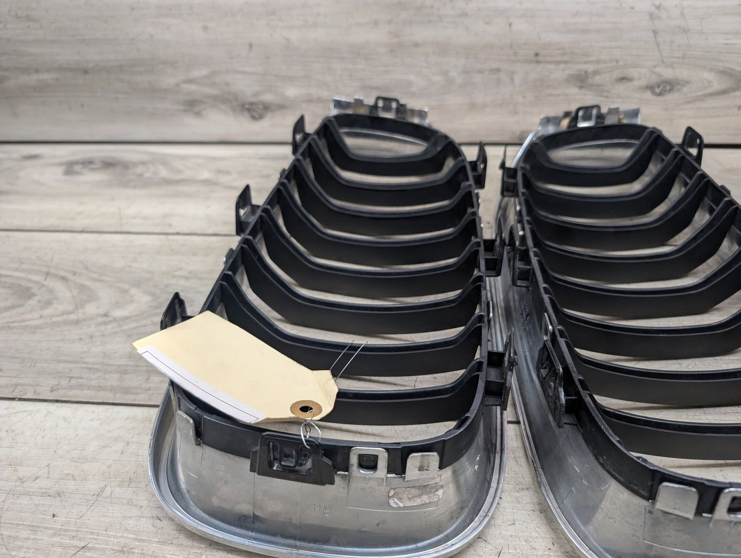 2014 - 2019 BMW 340 F34 Front Left Right Upper Bumper Cover Kidney Grilles SET 7294804 B58B30M0