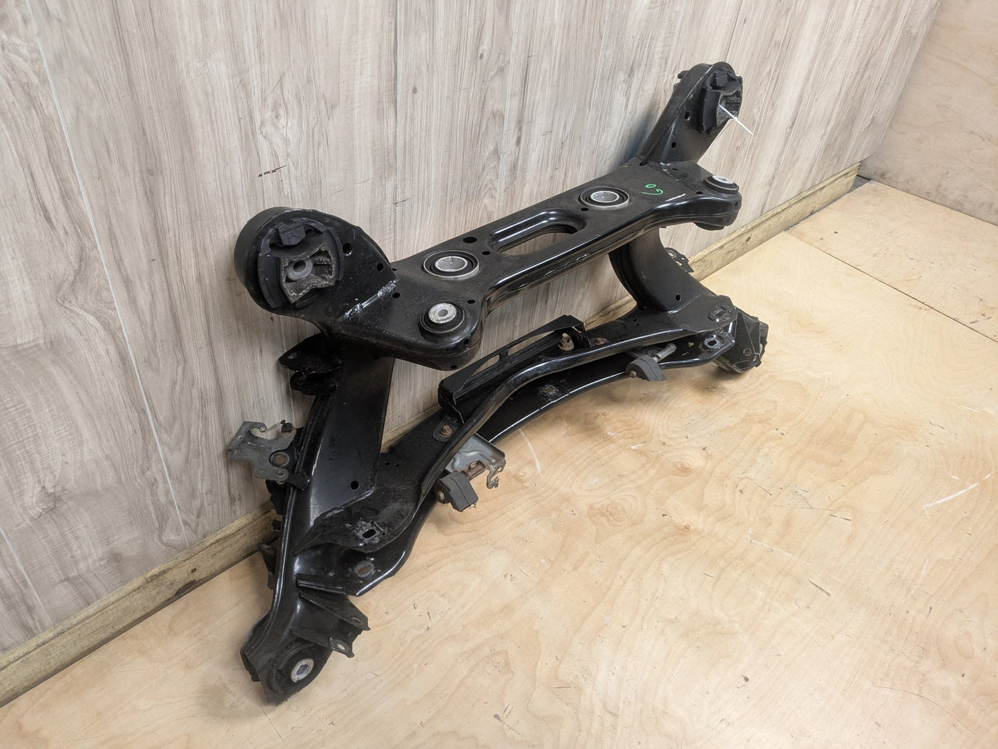 2009-2012 Mercedes-Benz E550 W212 Rear Axle Support Crossmember Subframe