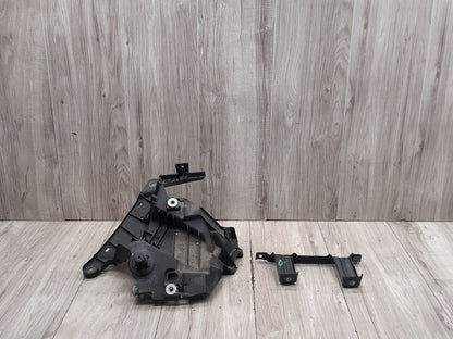 OEM BMW F15 F16 F85 F86 X5 X6 Front Left Driver Fender Mount Support Brackets
